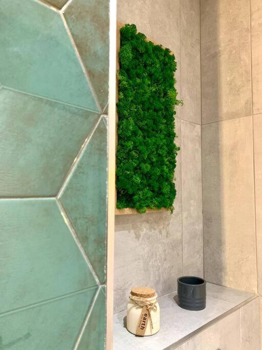 Heart Of The City - Modern Studio With Balcony Apartment Bucharest