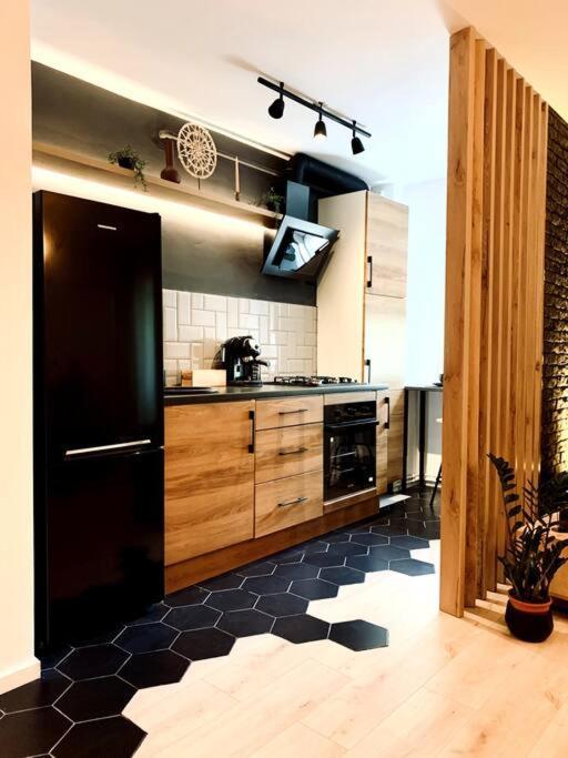 Apartment Heart Of The City - Modern Studio With Balcony Bucharest