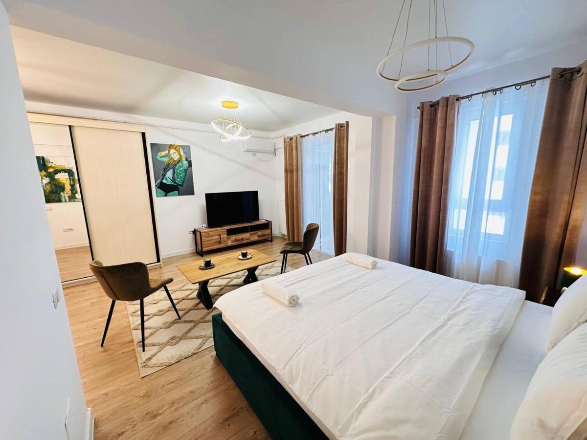 Happy - Near Arenas & Unirii - Rh Living Apartament *