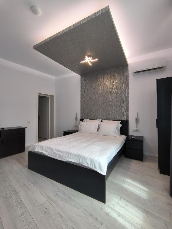 Romana Apartment *