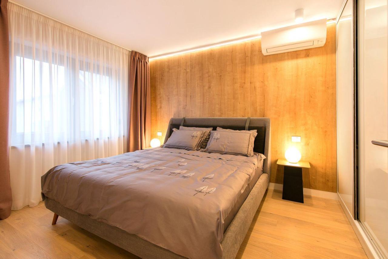 Apartament Regim Hotelier Non-stop Dristor Bucureşti