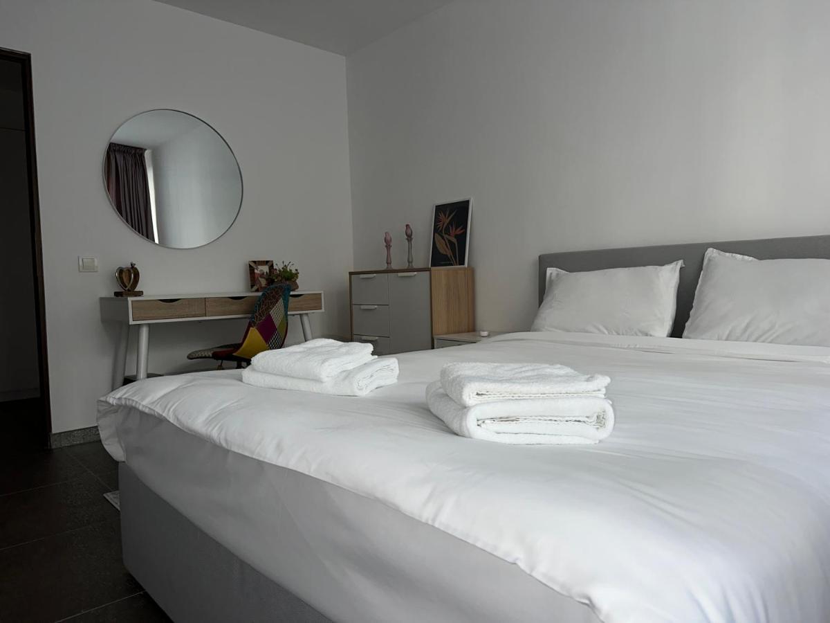 Xox Comfort Obregia Bucharest