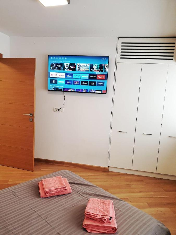 Apartament Apartament 3 Lux Ultracentral Radisson Bucureşti