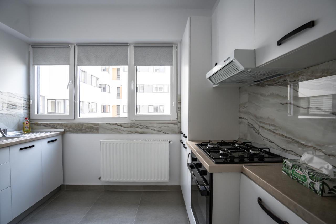 Apartament Studio De Lux Nou Aproape De Centrul Orasului