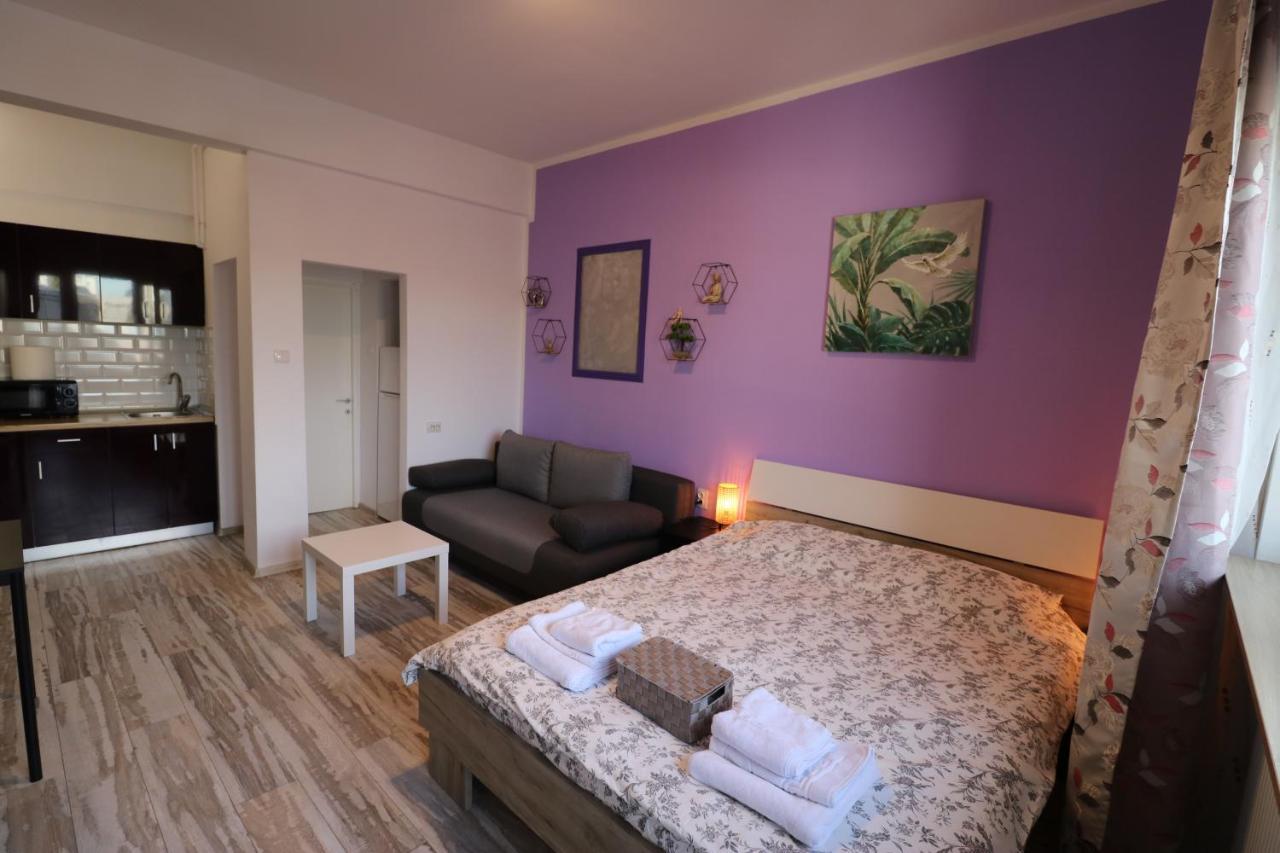 Charming Cozy Studio - Old Town - Free Minibar Apartment