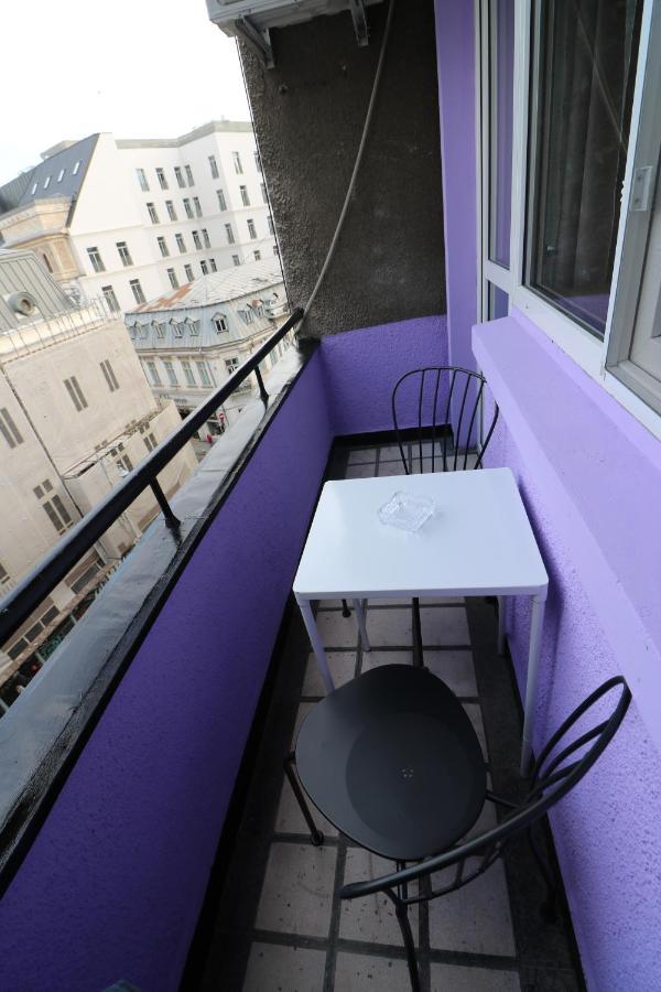 Charming Cozy Studio - Old Town - Free Minibar Apartment *