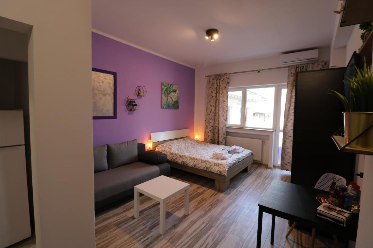 Apartment Charming Cozy Studio - Old Town - Free Minibar *