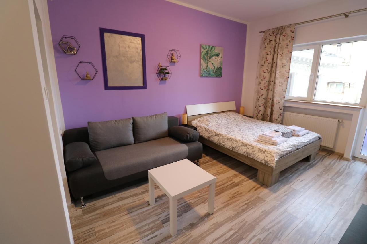 Charming Cozy Studio - Old Town - Free Minibar Apartment *