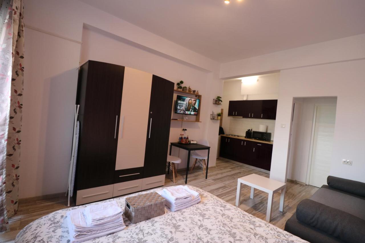 Apartment Charming Cozy Studio - Old Town - Free Minibar