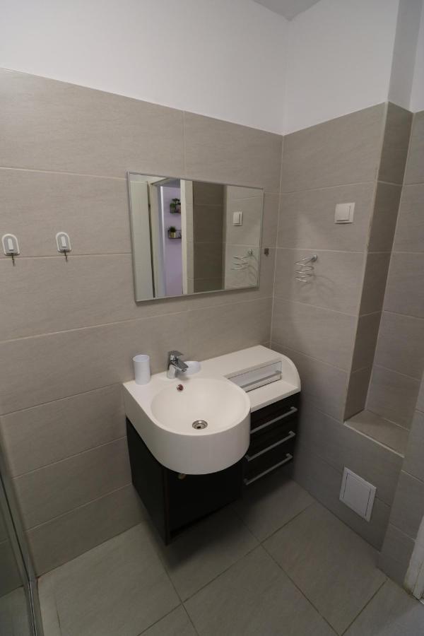 Charming Cozy Studio - Old Town - Free Minibar Apartment *