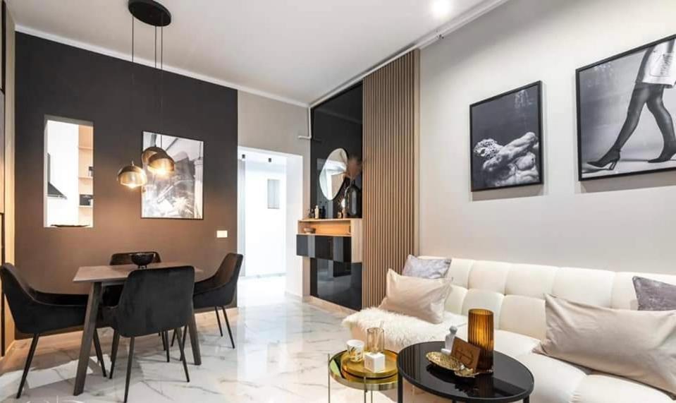 Apartament Old Town Plevnei, *