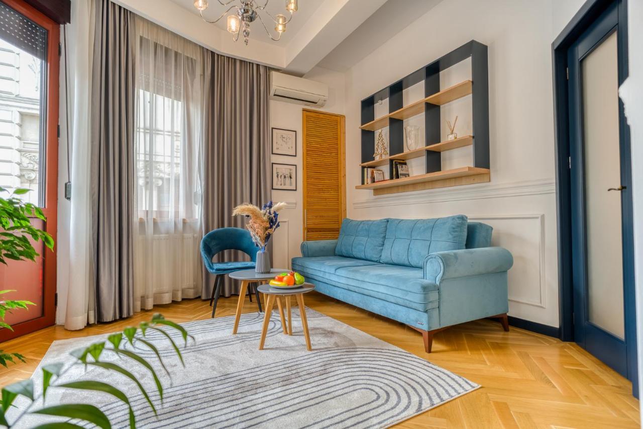 Historic Charm Meets Modern Comfort: Athenaeum 2br Bucharest