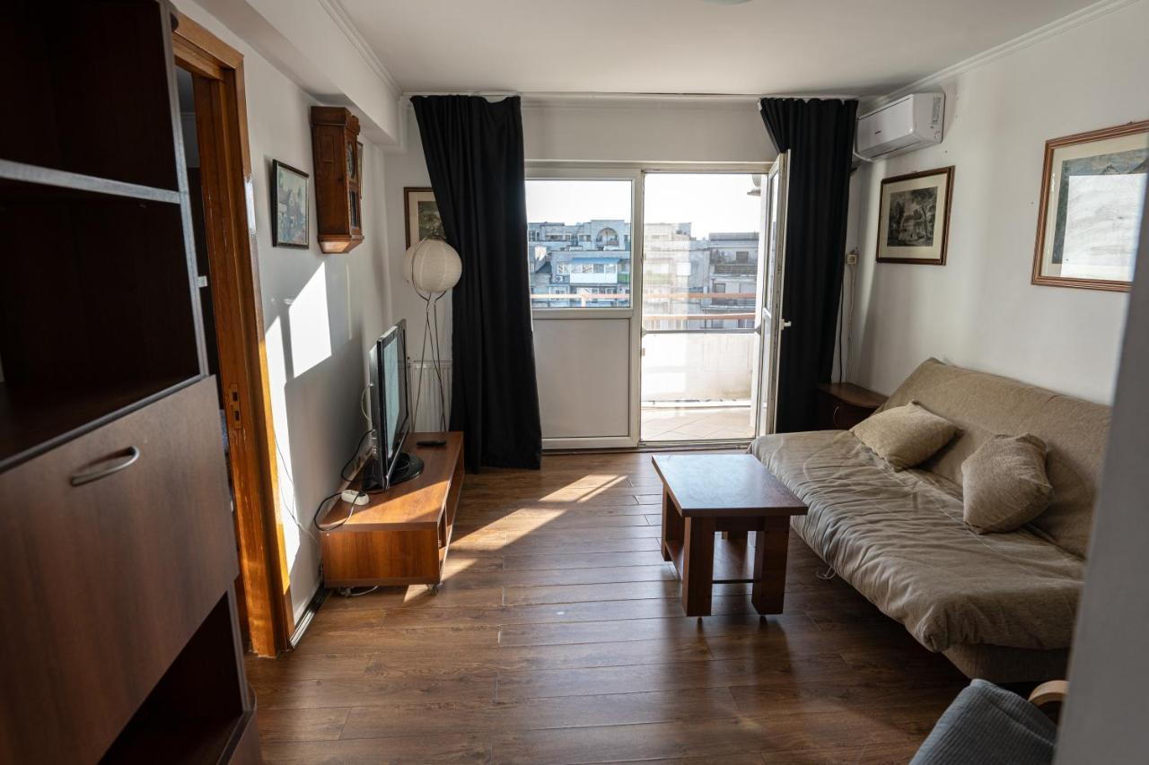 Old City-downtown 3 By Chr Luxury Property Bucharest