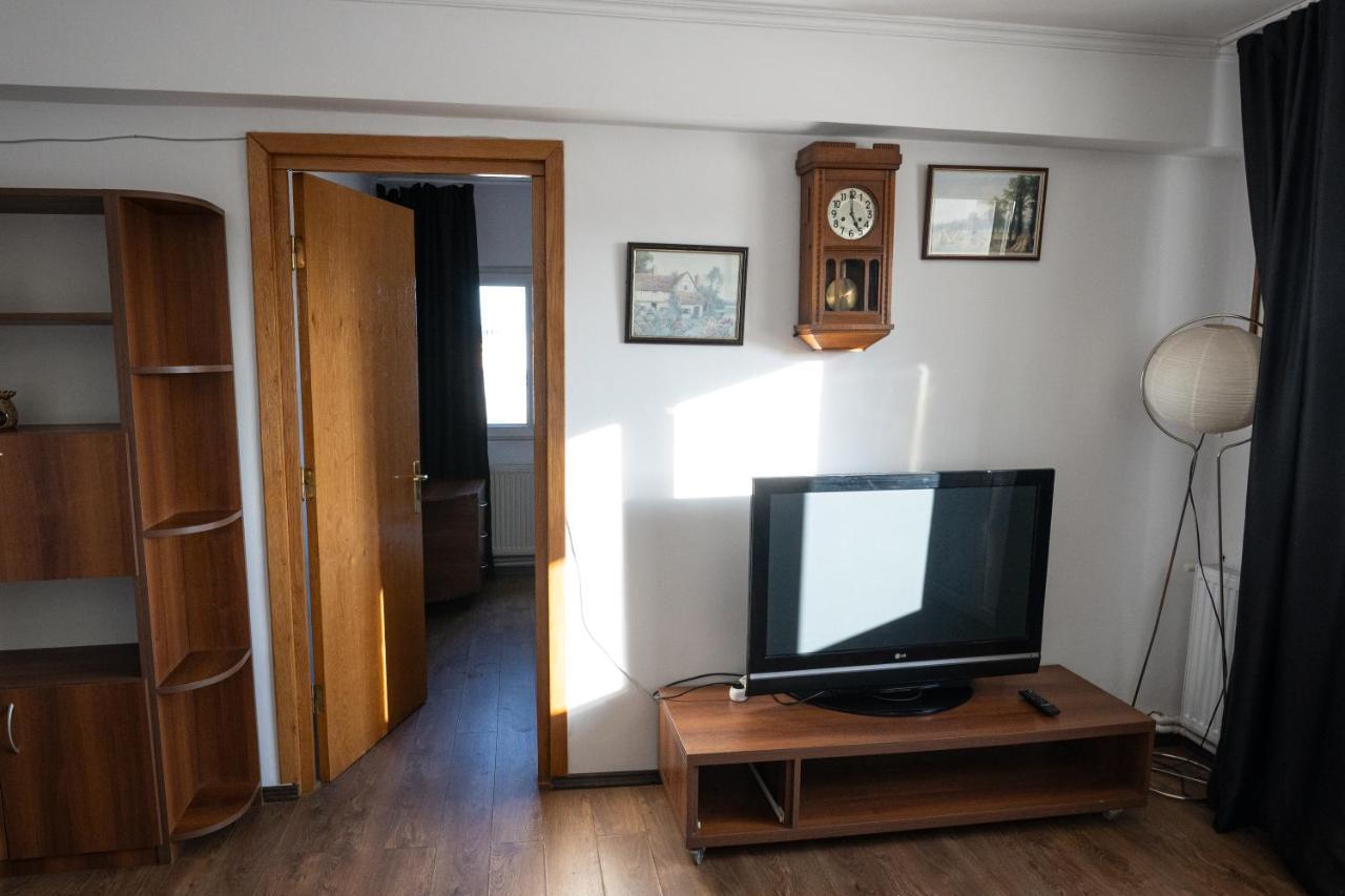 Old City-downtown 3 By Chr Luxury Property Apartment Bucharest