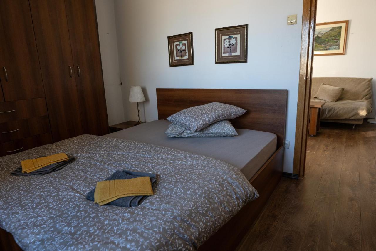 Old City-downtown 3 By Chr Luxury Property Apartment Bucharest
