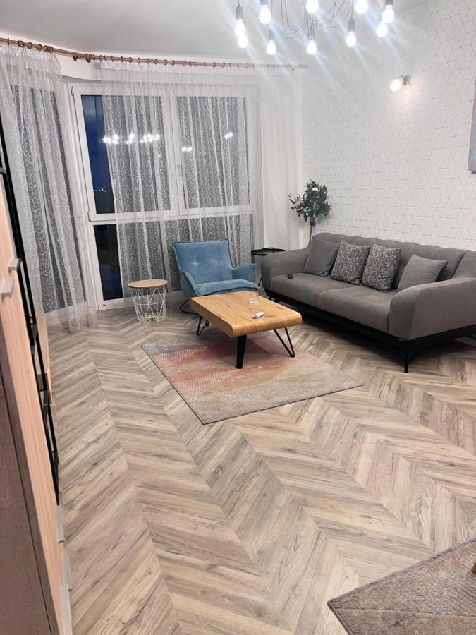 In Town Apartment *