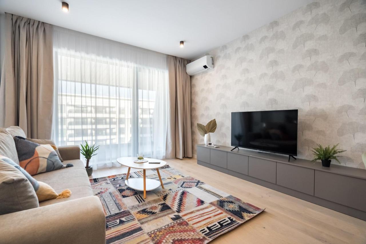 Spring Stylish Pipera Apartment
