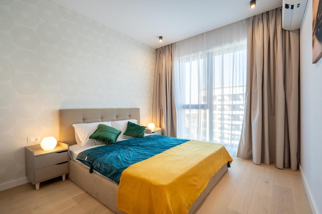 Apartment Spring Stylish Pipera