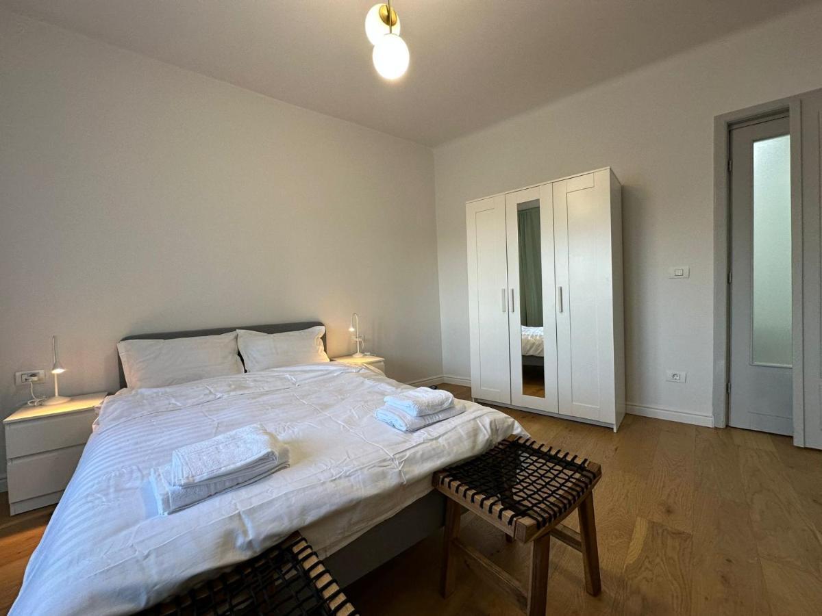 Apartment Cozy 2 Bedroom In The Center Bucharest
