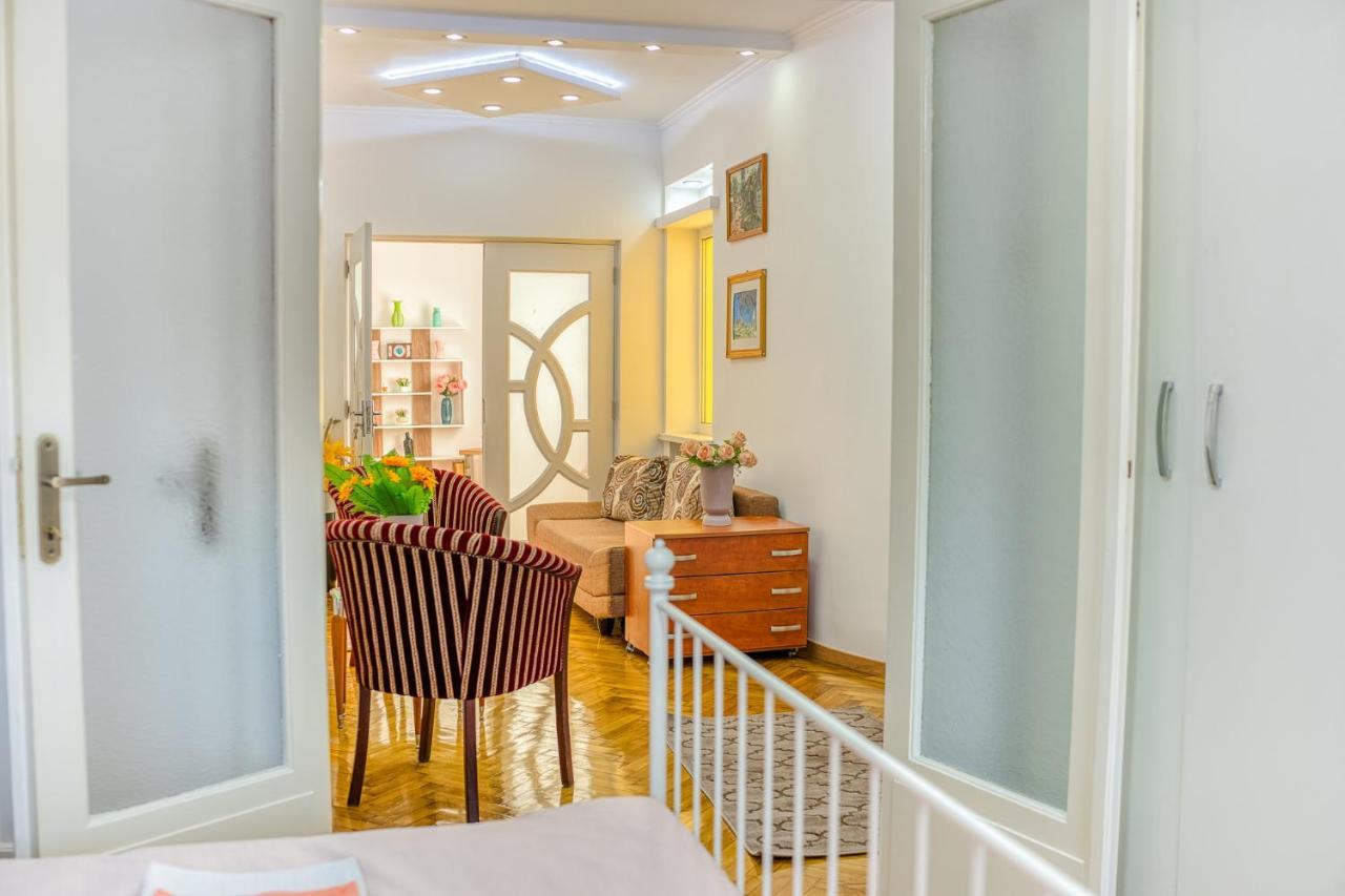 Suvenir Chic - Fusion Of Modern Elegance & Harmony * Bucharest