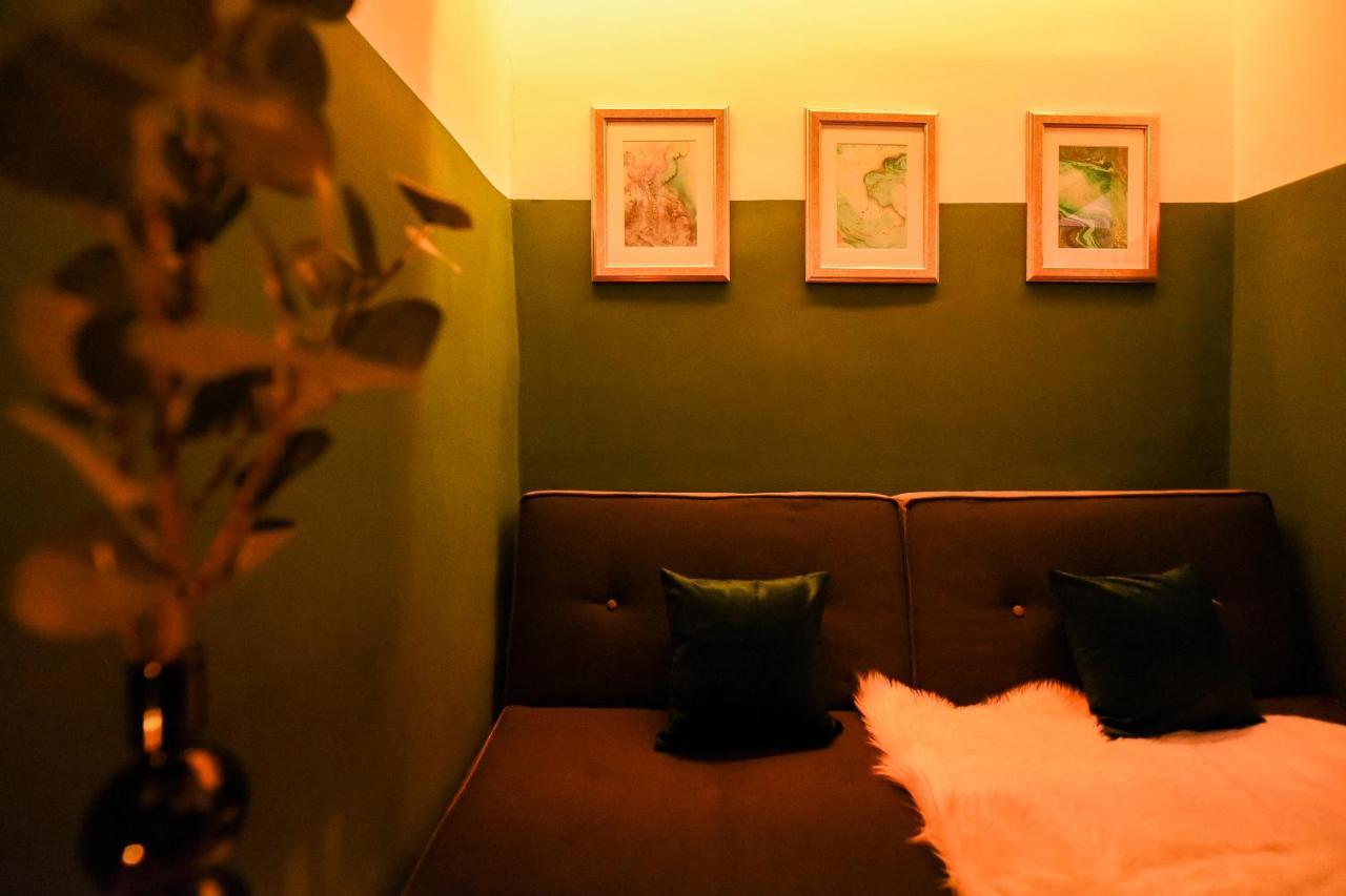 Apartment Brancovenian Elegance & Modern Comfort - Stunning 3br Near Cismigiu
