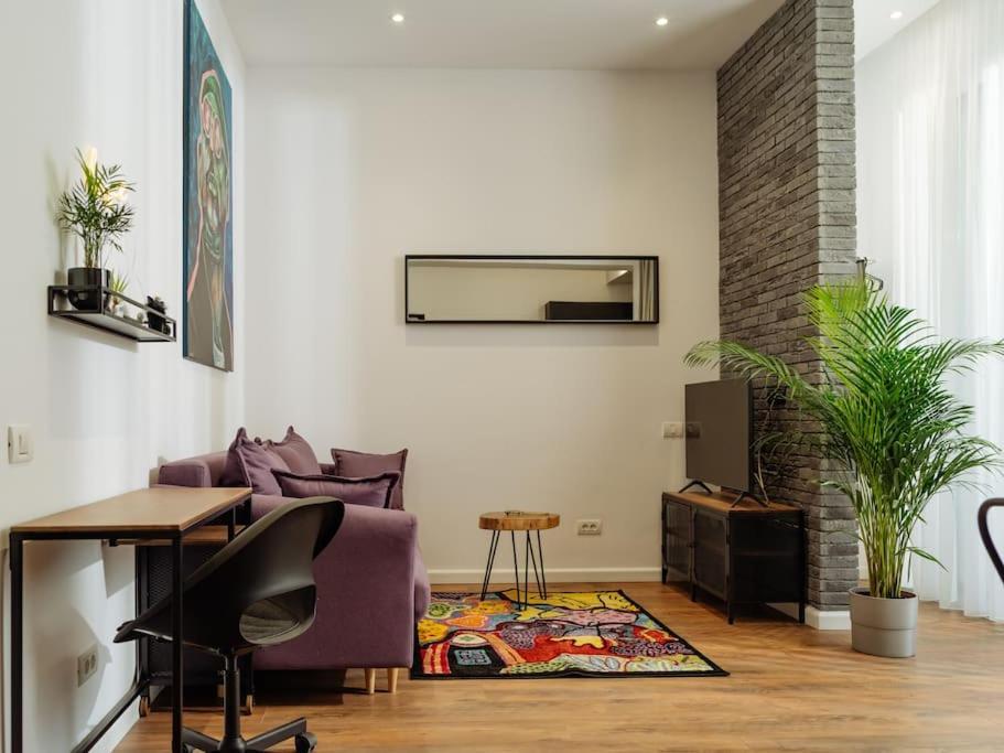 8 - New Building & Parking Apartamento *