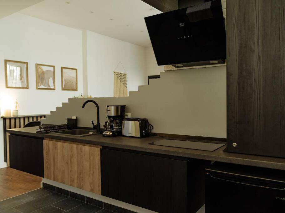 10 - New Building & Parking Apartment