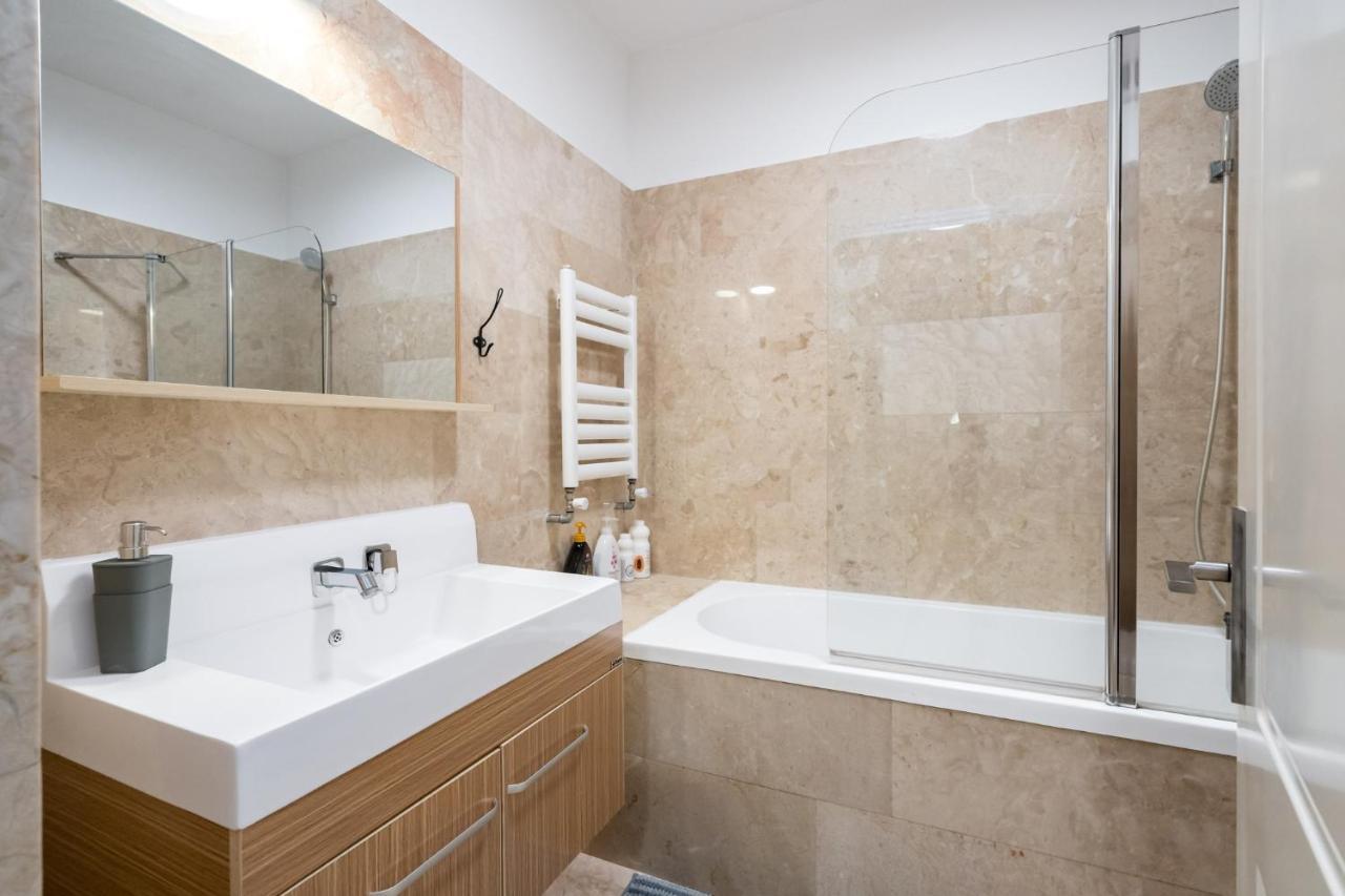 Happy Bubble I Timpuri Noi 1br 4 Ppl Apartment