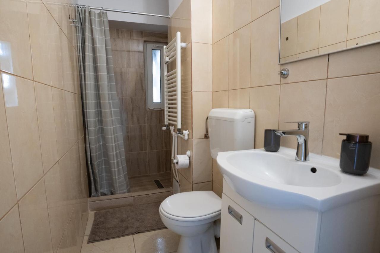 Quiet Ruby Horizon Apartment *