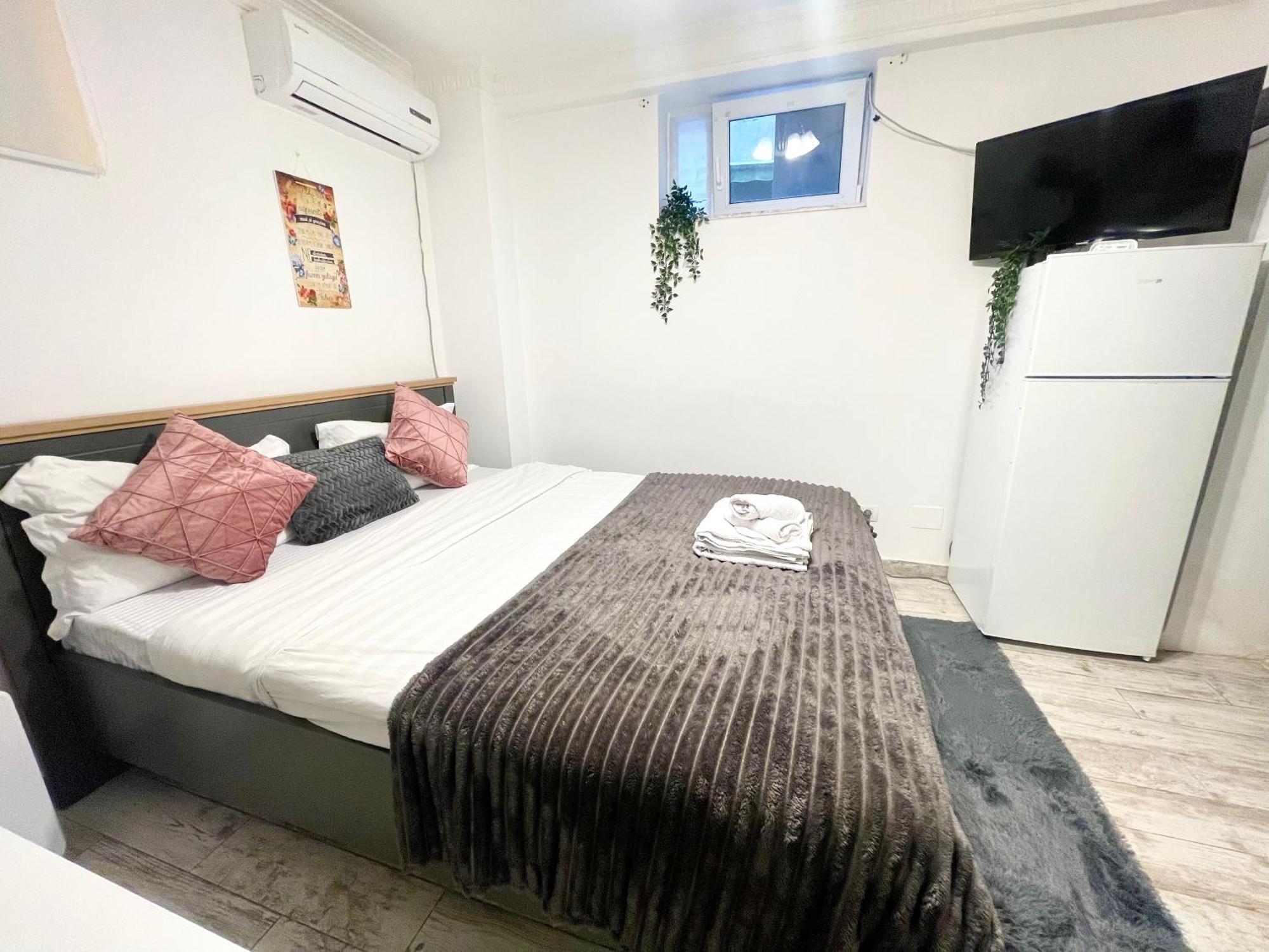 Prime 2 * Bucureşti