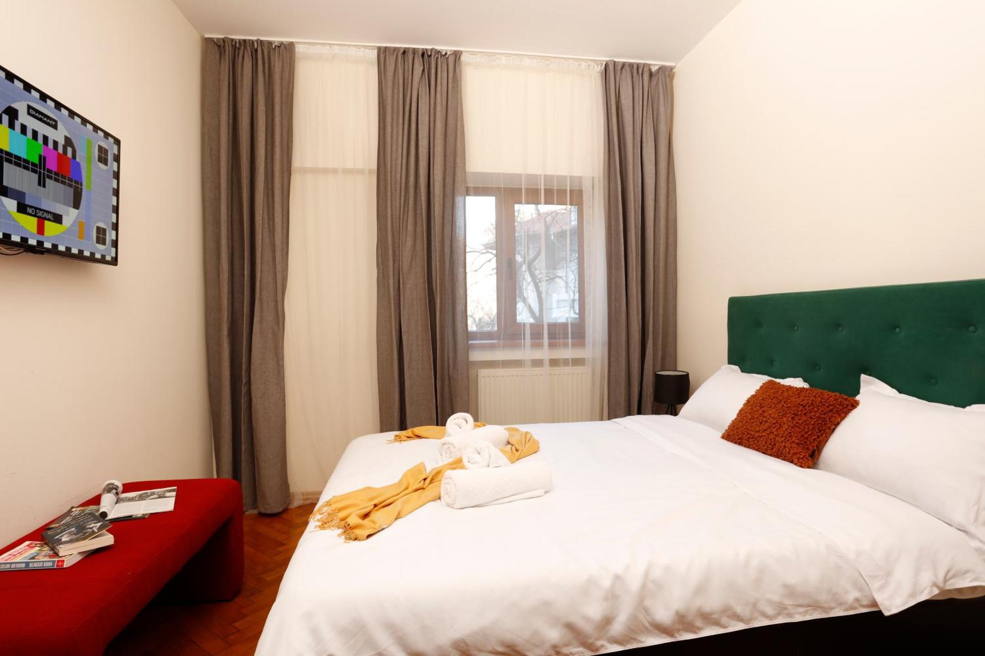Near Old Town - Chill & Relax - 3Bdr Cozy & Roomy * Bucareste