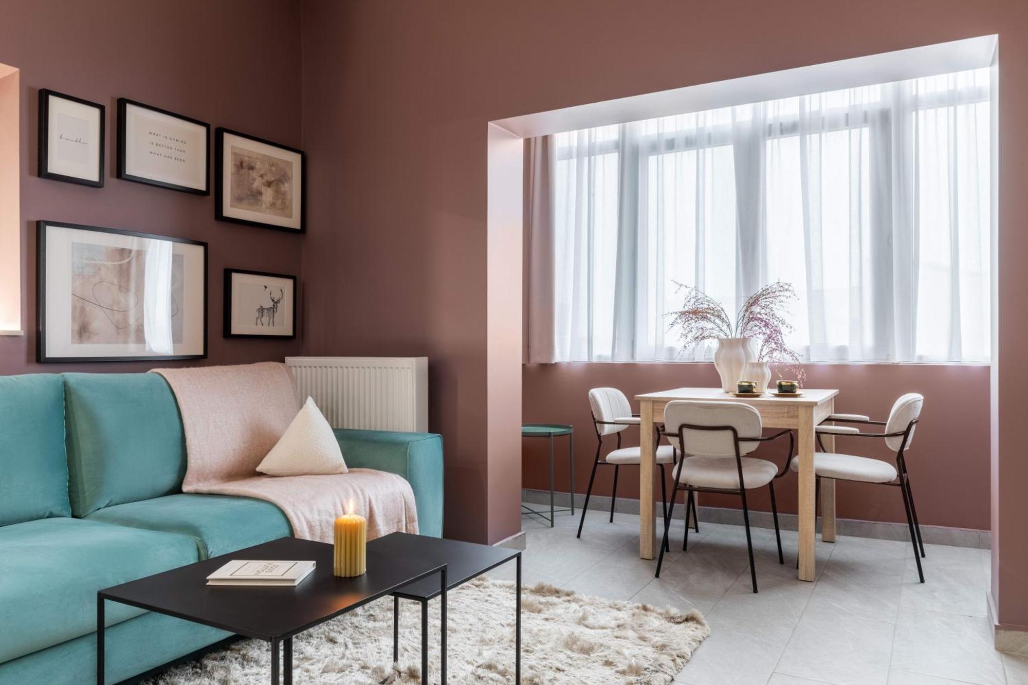 Holt - Breaking Dawn Apartment Bucharest