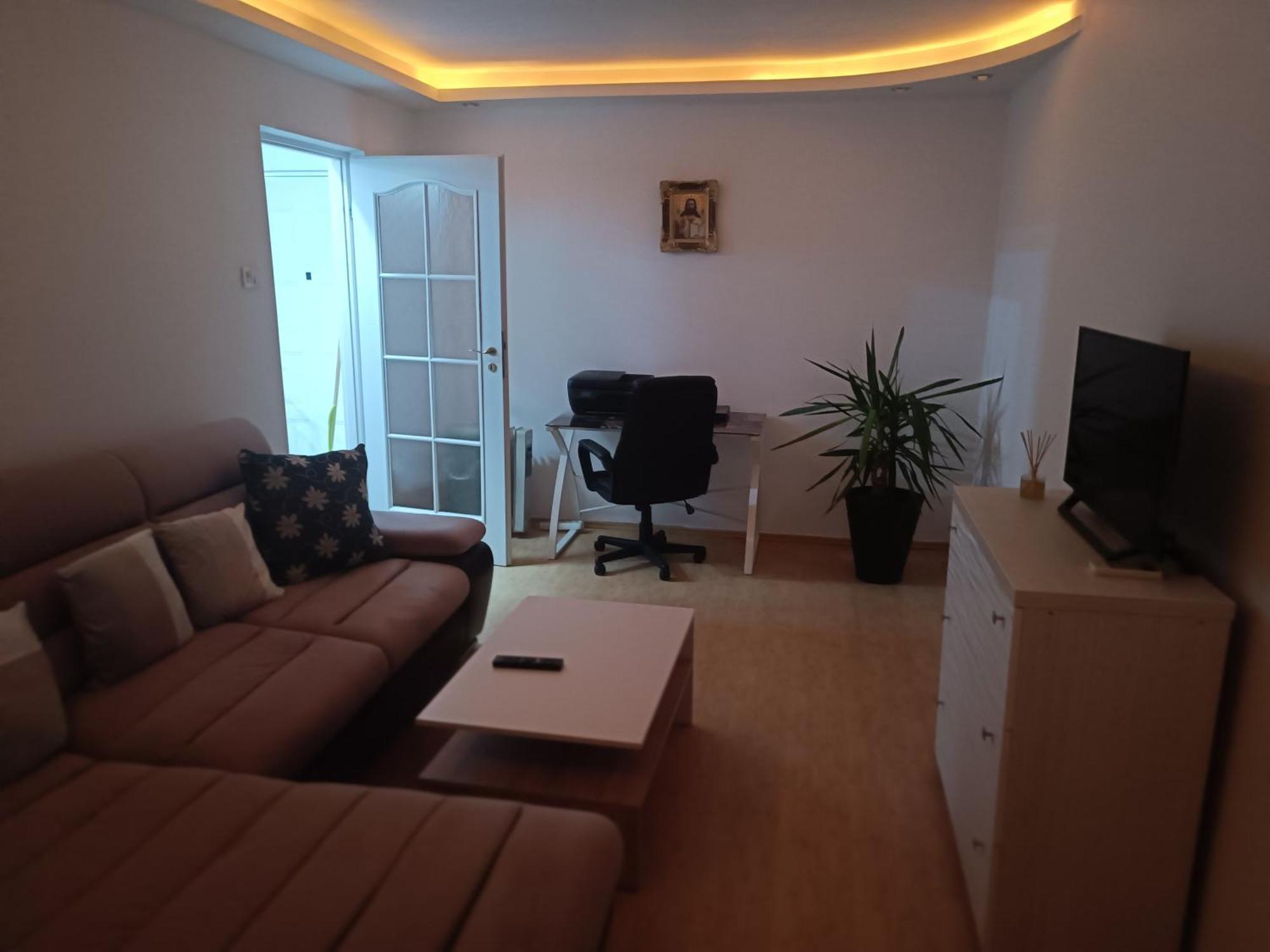 Apartment Cata *