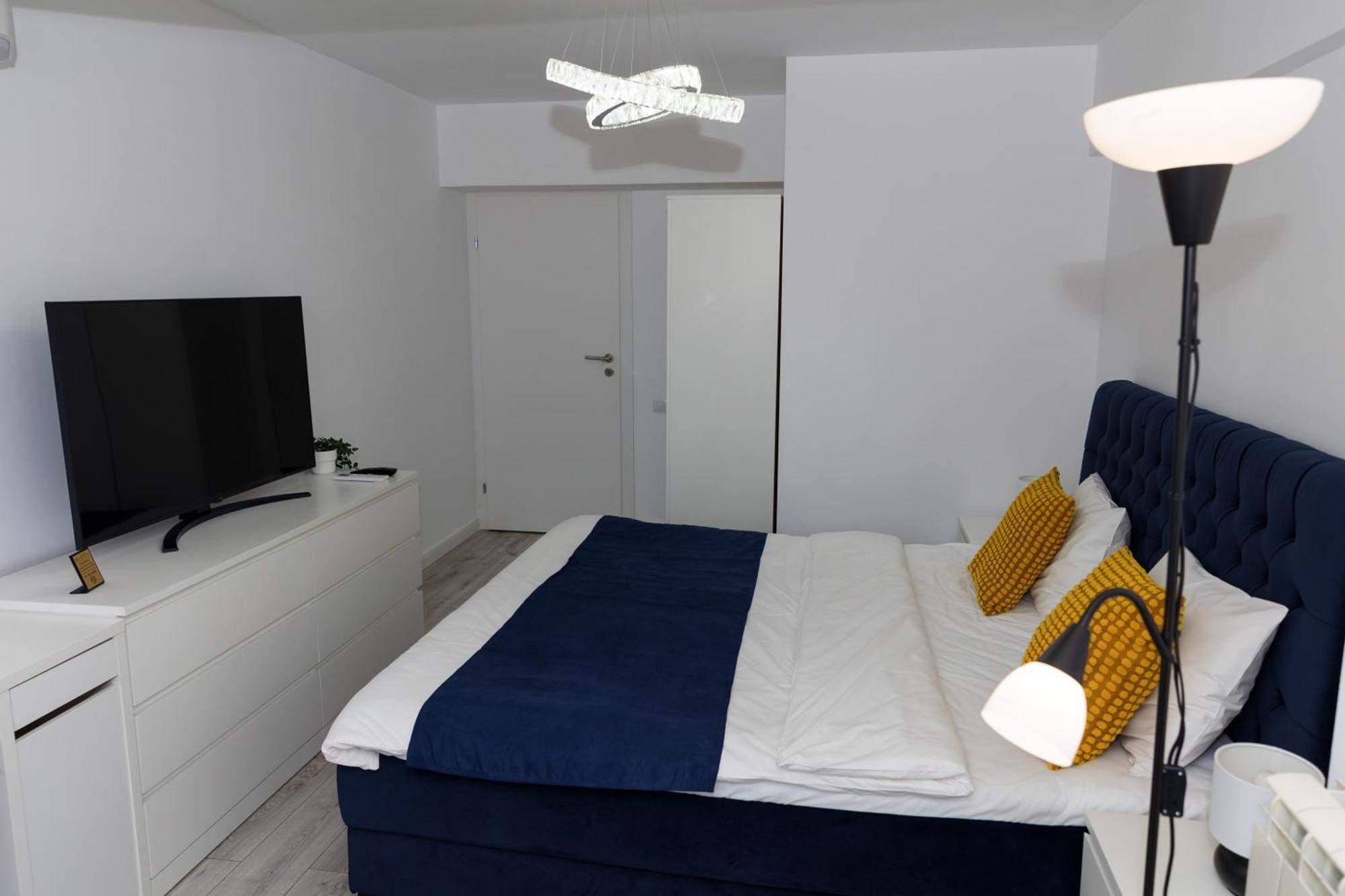 Top View Unirii Penthouse Apartment *