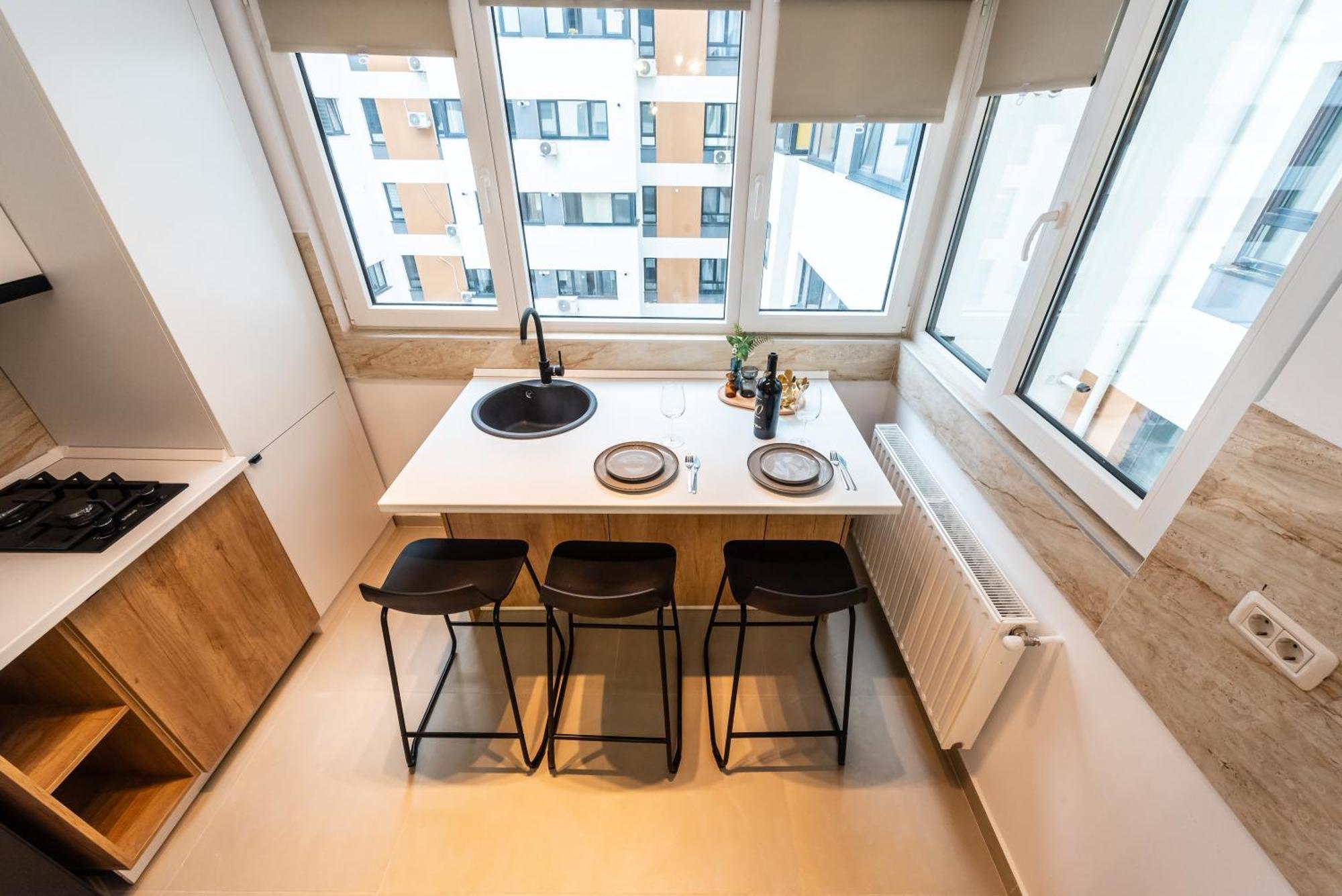 Address 811b2 Apartment