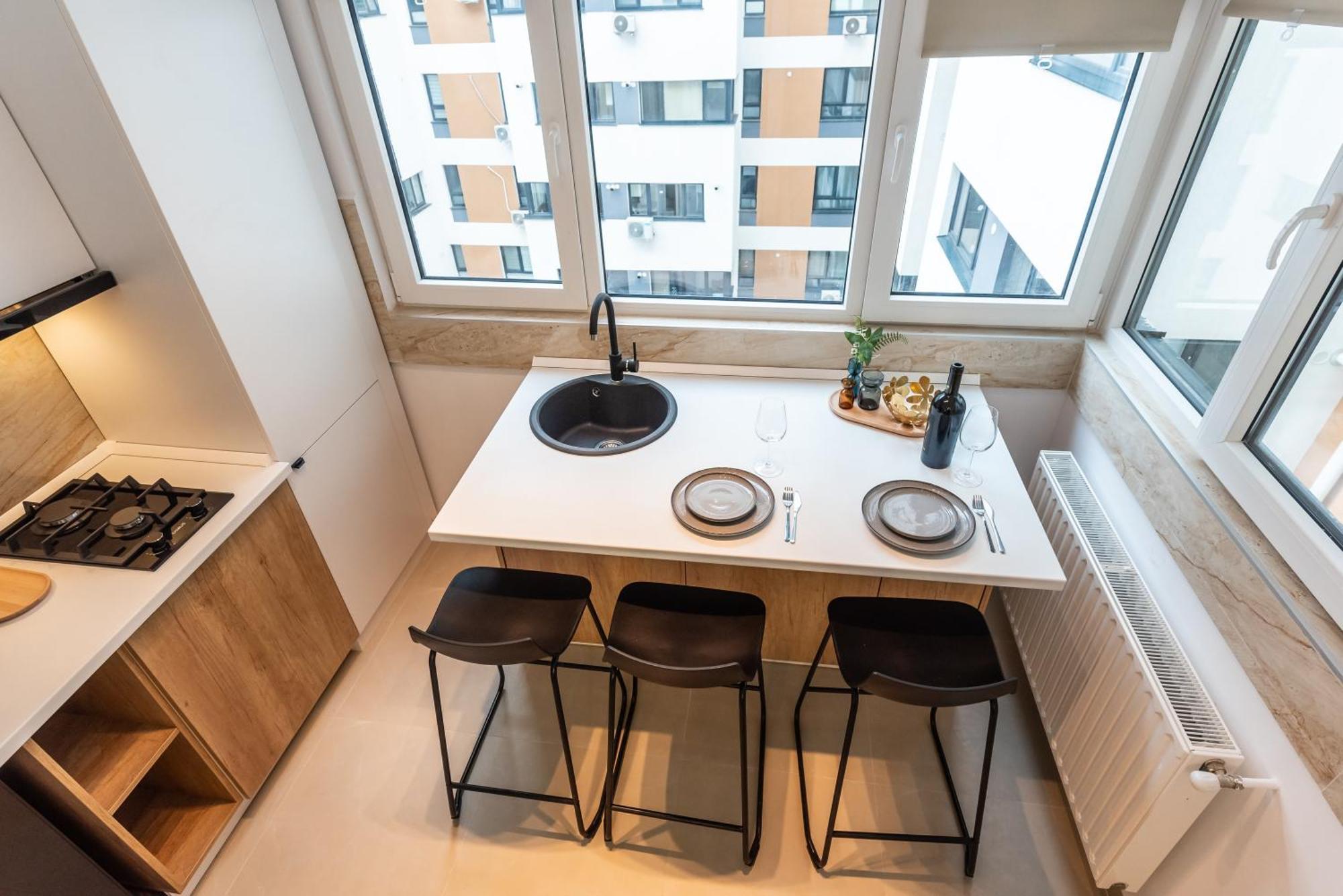 Address 811b2 * Bucharest