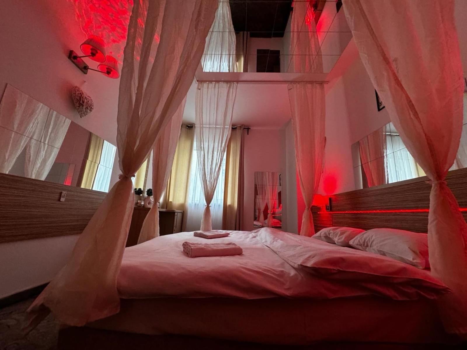 Apartament Romance
