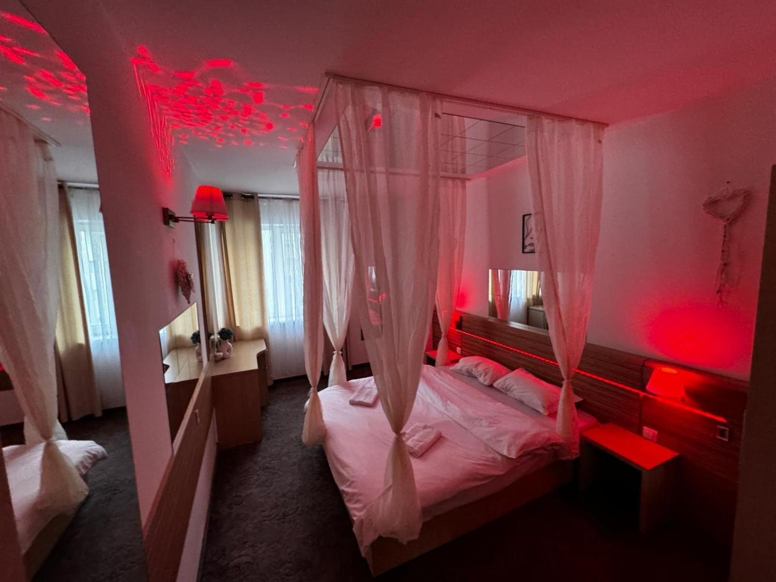 Romance Apartament Bucureşti