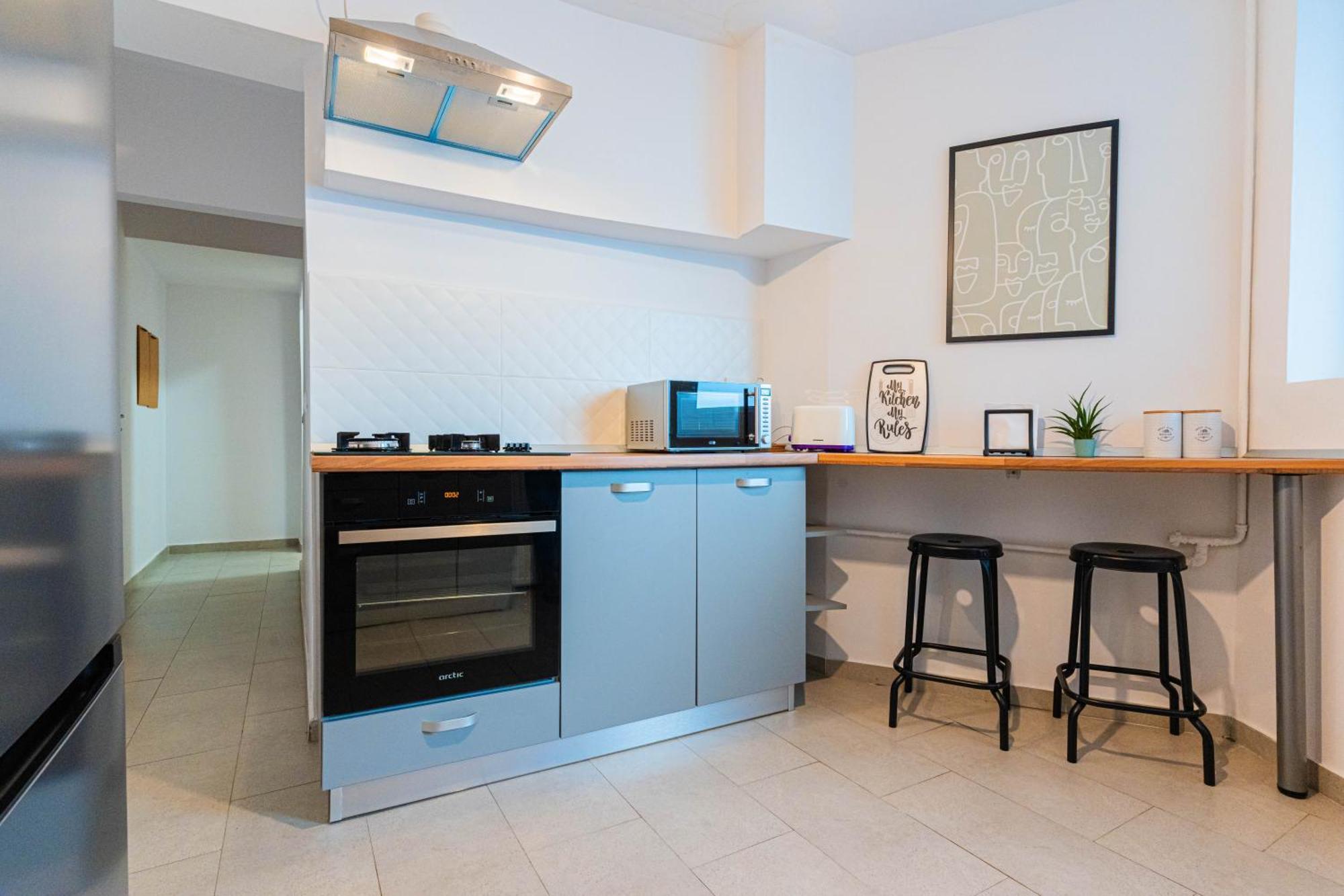 Ultracentral Dreamland 3 Bdrm Apartment Bucharest