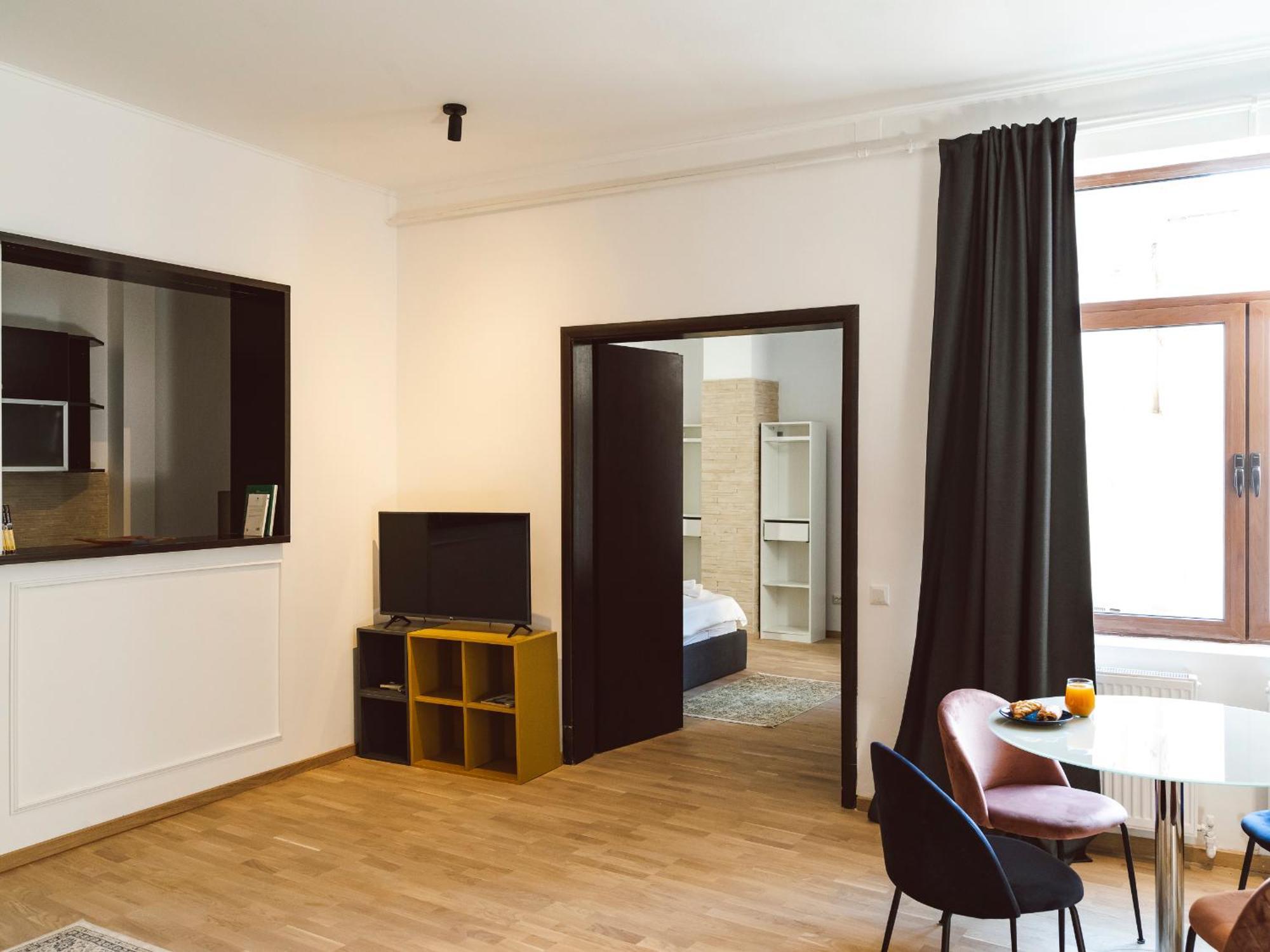 Gala Athenaeum - Amazing Architecture Apartment Bucharest