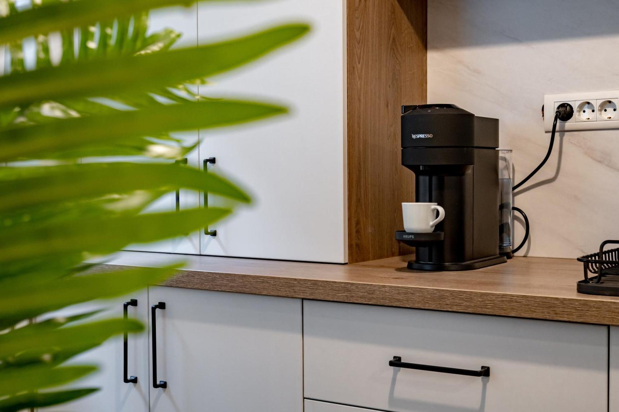Piata Natiunilor Unite Studios: Where Style Meets Bucharest's Pulse *