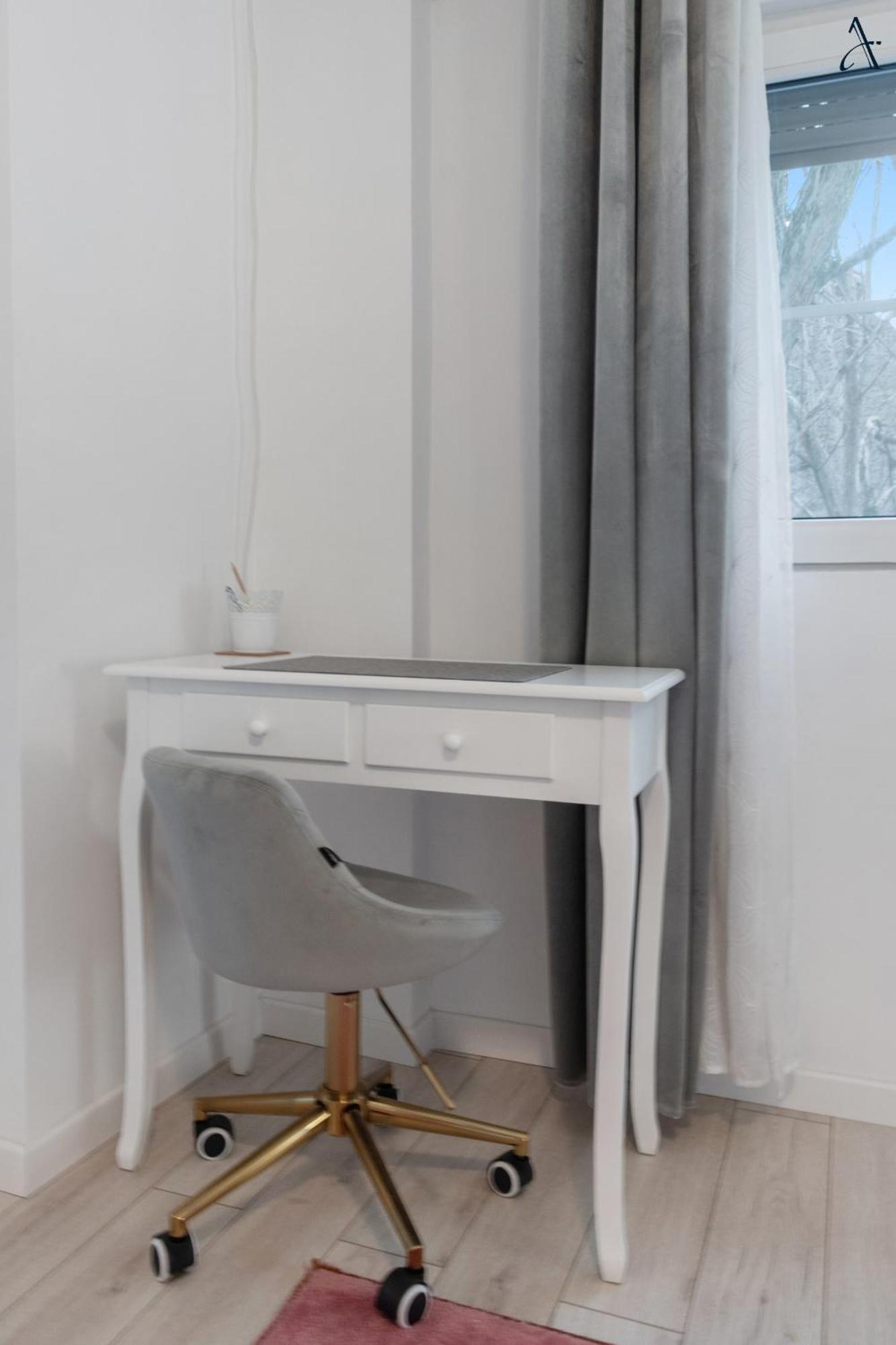 Apartment Rose Powder Studio Bucharest