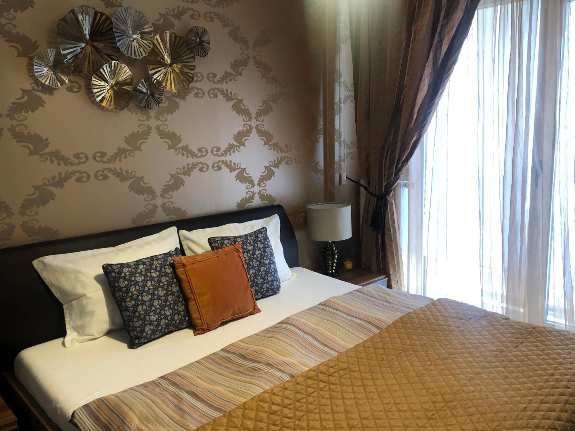 Family Retreat Politehnica Park Bucureşti