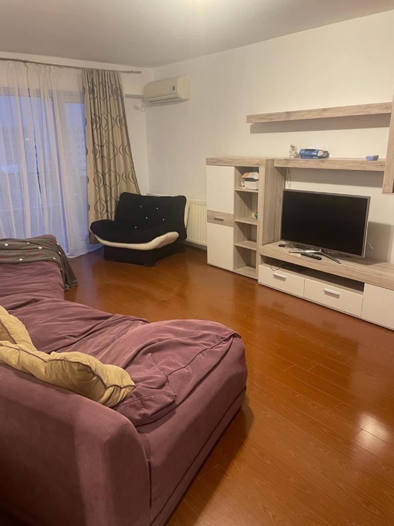 Apartment 3 Bedrooms *