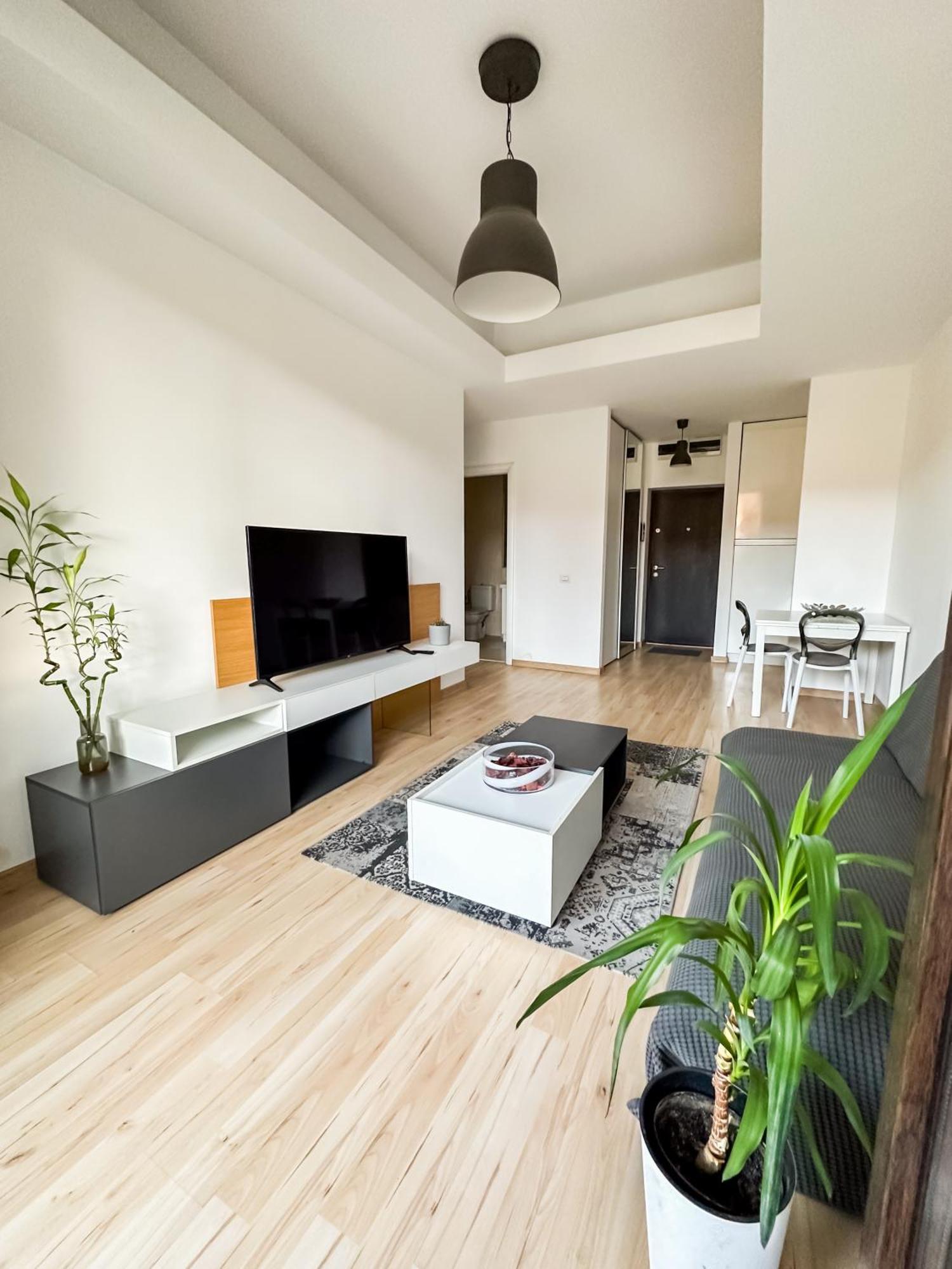 Apartament Garden - Herastrau Park 3min Walk