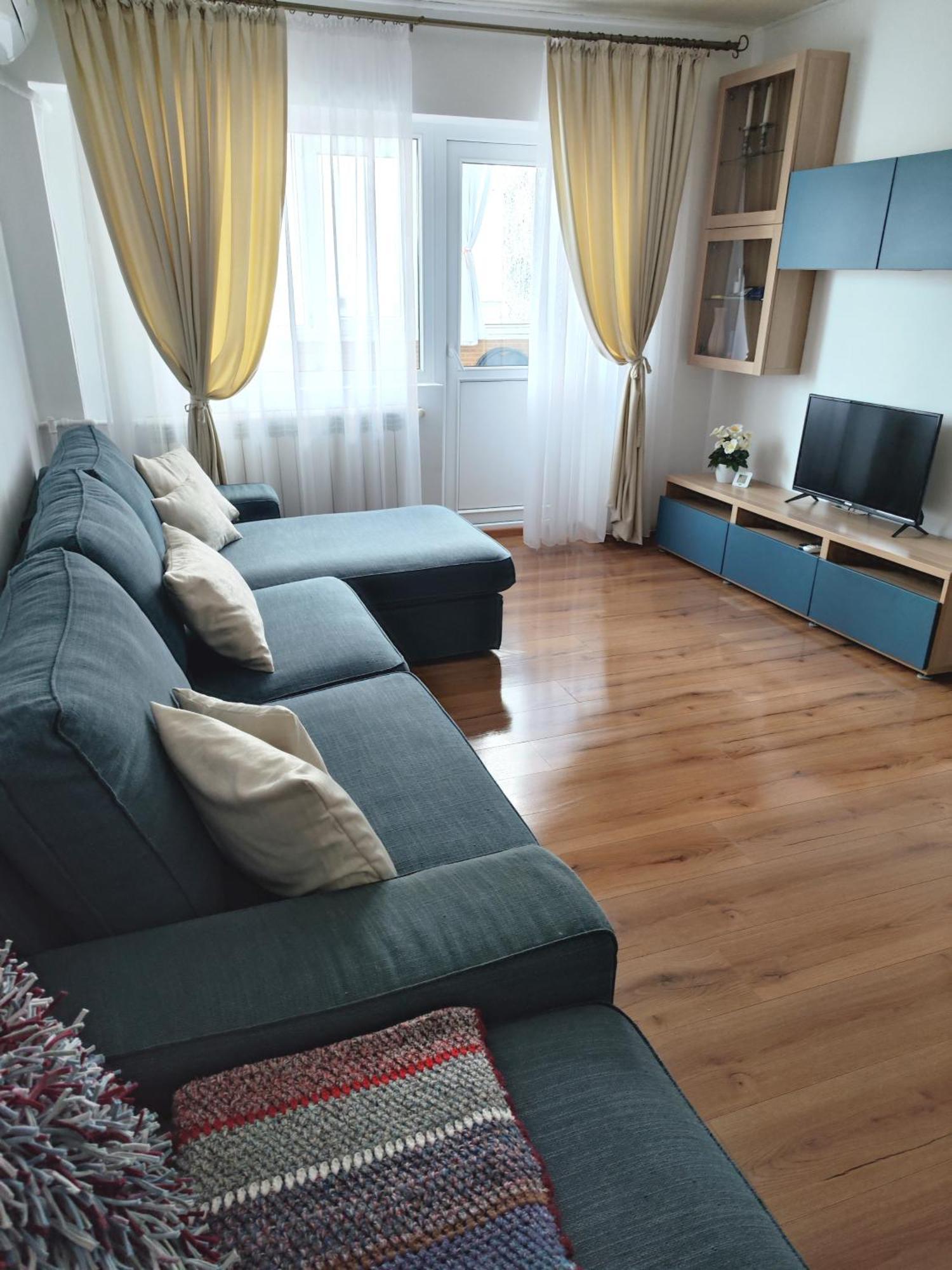 Platinum - Cu 3 Camere, 2 Dormitoare, 2 Bai, Bucatarie Complet Utilata, 2 Balcoane Apartamento Bucareste