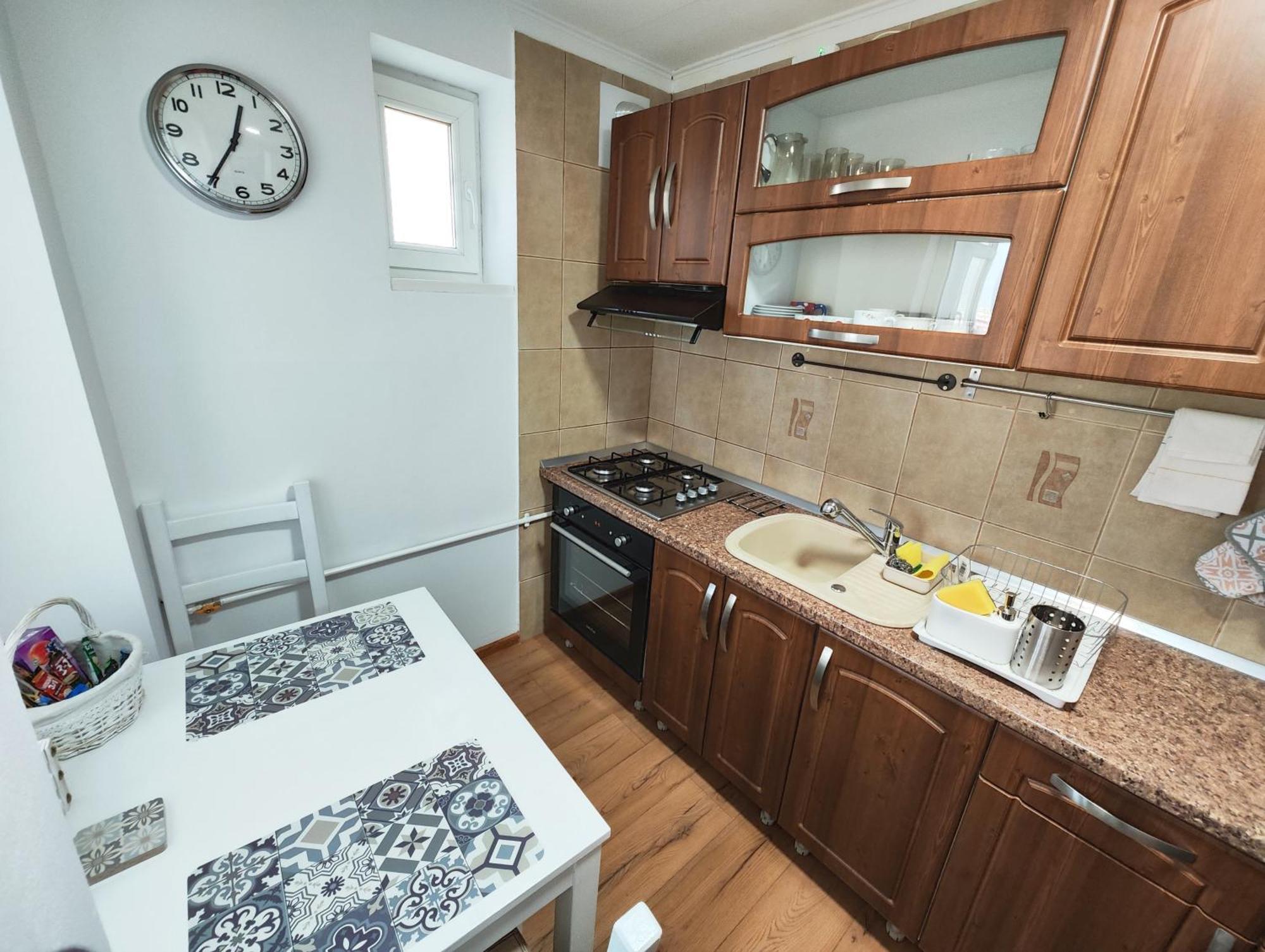 Apartamento Platinum - Cu 3 Camere, 2 Dormitoare, 2 Bai, Bucatarie Complet Utilata, 2 Balcoane *