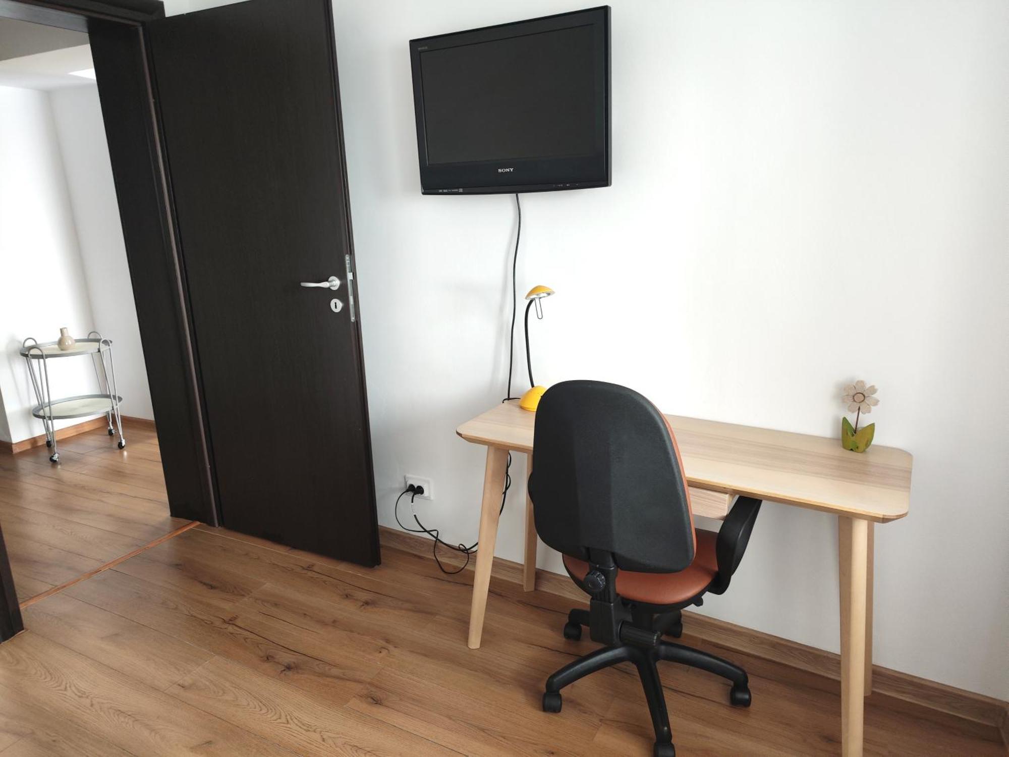 Platinum - Cu 3 Camere, 2 Dormitoare, 2 Bai, Bucatarie Complet Utilata, 2 Balcoane Apartamento *