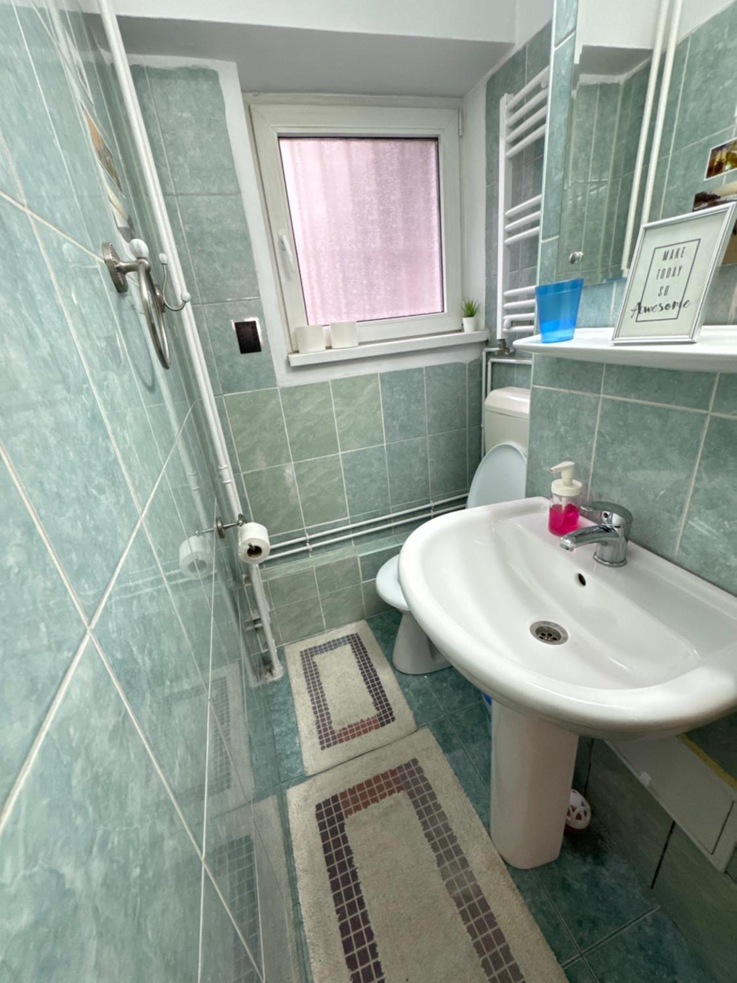 Elite - Center Apartment Bucharest