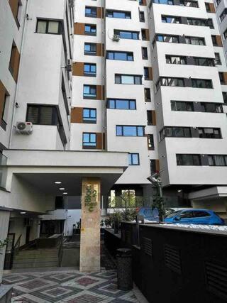 Studio De Lux Nou Aproape De Centrul Orasului Apartament *